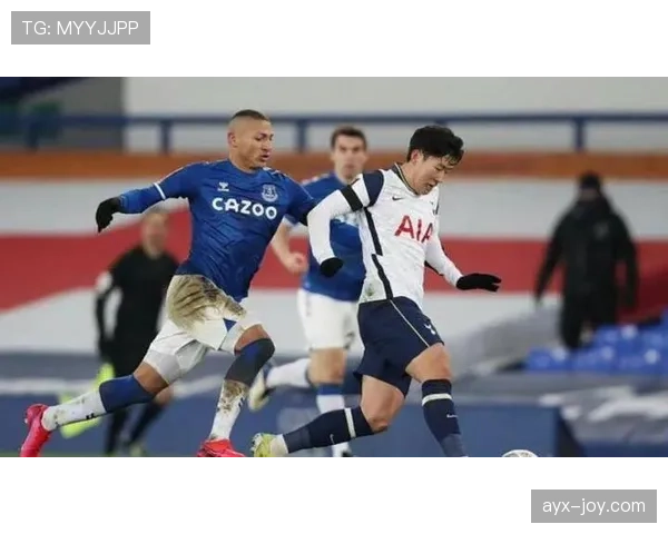 理查利森国家队表现抢眼，迎来备受期待的首发机会