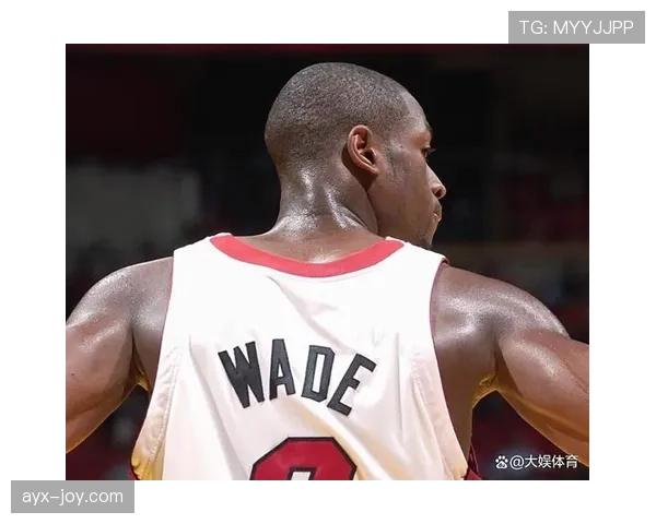 韦德突破拉开球队进攻空间显著提升季后赛关键得分效率